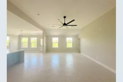 402 Bellaire Circle, Mineral Wells, TX 76067 - Photo 4