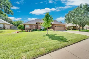1624 Ross Dr, Midlothian, TX 76065 - Photo 10