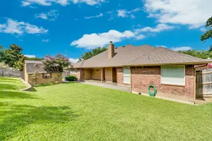 1624 Ross Dr, Midlothian, TX 76065 - Photo 8