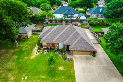 1624 Ross Drive, Midlothian, TX 76065 - Photo 2