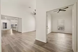 9509 Water Tree Dr, McKinney, TX 75072 - Photo 6