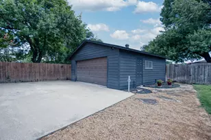 305 Martha Manor, Richardson, TX 75081 - Photo 32
