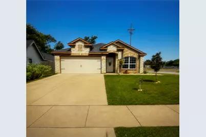 2900 Fitzhugh Avenue, Fort Worth, TX 76105 - Photo 2