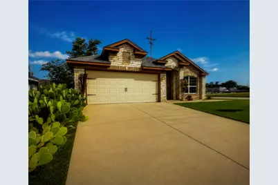 2900 Fitzhugh Avenue, Fort Worth, TX 76105 - Photo 1