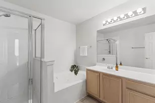 9824 Castlewood Dr, Plano, TX 75025 - Photo 20