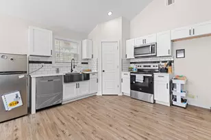 5811 Lake Granbury Trail, Granbury, TX 76048 - Photo 6