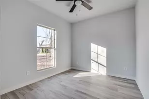 418 Kelly Ln, Seven Points, TX 75143 - Photo 18