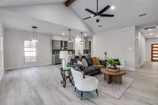 418 Kelly Ln, Seven Points, TX 75143 - Photo 4