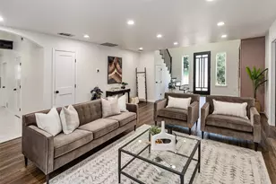 2107 Elmwood Blvd, Dallas, TX 75224 - Photo 2