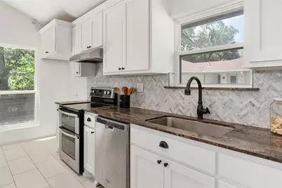2107 Elmwood Boulevard, Dallas, TX 75224 - Photo 20