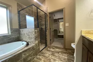 3318 White Horse Dr, Granbury, TX 76049 - Photo 6
