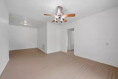 1105 W Hull Street, Denison, TX 75020 - Photo 4