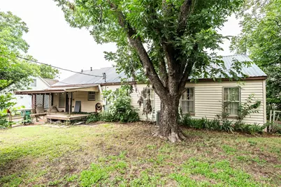 706 E Highway 82, Nocona, TX 76255 - Photo 8