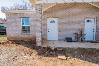 207 Young Street, Nocona, TX 76255 - Photo 2