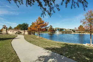 837 Amberwood Ct, Fort Worth, TX 76052 - Photo 36