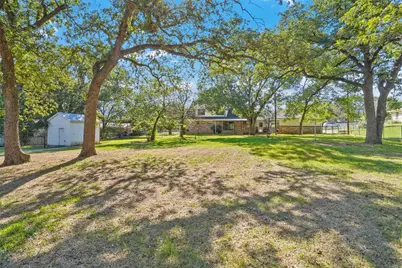 210 Yucca Drive, Weatherford, TX 76087 - Photo 30