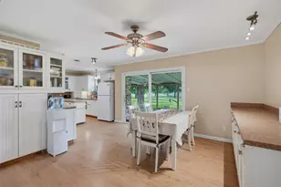 210 Yucca Dr, Weatherford, TX 76087 - Photo 10