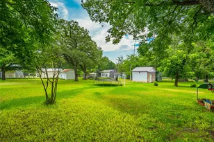 210 Yucca Dr, Weatherford, TX 76087 - Photo 32