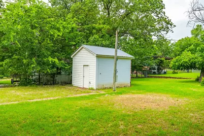 210 Yucca Drive, Weatherford, TX 76087 - Photo 34