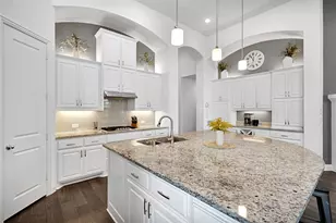 921 Hubbard Creek Trail, McKinney, TX 75071 - Photo 4