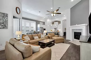 921 Hubbard Creek Trail, McKinney, TX 75071 - Photo 2
