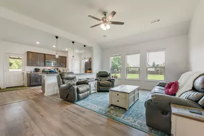 721 Clark Drive, Ferris, TX 75125 - Photo 8