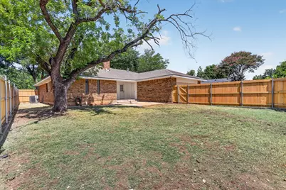 1830 Hillcroft Drive, Duncanville, TX 75137 - Photo 24