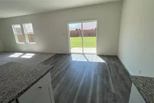 10320 Holy Cross Ln, Fort Worth, TX 76036 - Photo 2