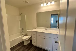 10320 Holy Cross Ln, Fort Worth, TX 76036 - Photo 8