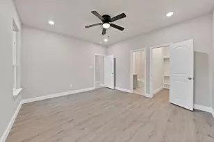 1112 Trinity St, Cleburne, TX 76031 - Photo 14
