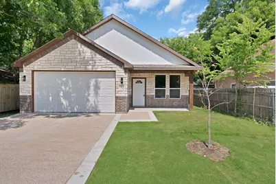 1112 Trinity Street, Cleburne, TX 76031 - Photo 2