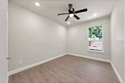 1112 Trinity Street, Cleburne, TX 76031 - Photo 16