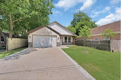 1112 Trinity Street, Cleburne, TX 76031 - Photo 4