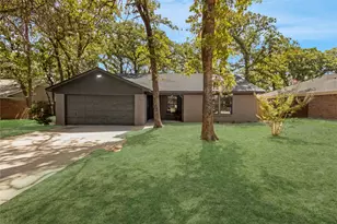 908 Red Oak St, Azle, TX 76020 - Photo 1
