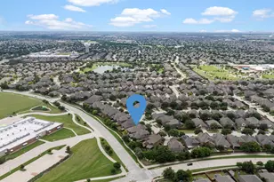 705 Challenger Dr, McKinney, TX 75072 - Photo 2