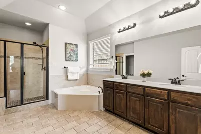 705 Challenger Drive, McKinney, TX 75072 - Photo 16