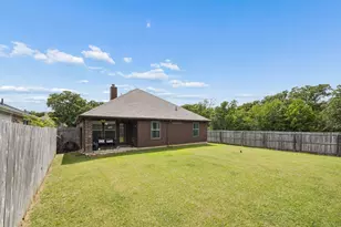 13405 Baldcypress Dr, Dallas, TX 75253 - Photo 2