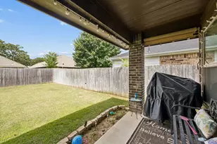 13405 Baldcypress Dr, Dallas, TX 75253 - Photo 14