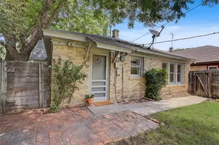 3913 W 4th St, Fort Worth, TX 76107 - Photo 32
