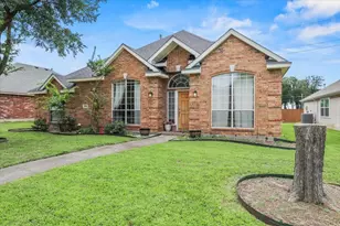 3404 Bluegrass Dr, Plano, TX 75074 - Photo 2