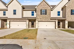 1104 Noble Flair Pl, Granbury, TX 76049 - Photo 2