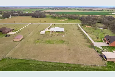 1066 West Road, Waxahachie, TX 75165 - Photo 36