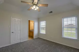 1066 W Rd, Waxahachie, TX 75165 - Photo 16