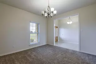 1066 W Rd, Waxahachie, TX 75165 - Photo 4
