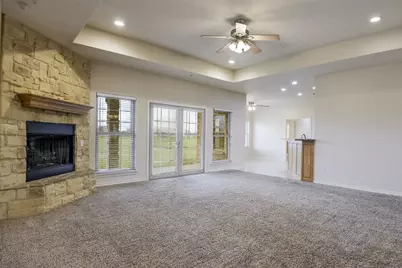 1066 West Road, Waxahachie, TX 75165 - Photo 6