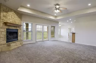 1066 W Rd, Waxahachie, TX 75165 - Photo 6