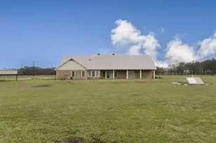 1066 W Rd, Waxahachie, TX 75165 - Photo 34