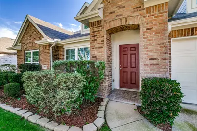 5839 Twilight Drive, Grand Prairie, TX 75052 - Photo 4