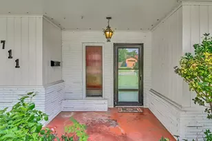 711 N 43rd St, Waco, TX 76710 - Photo 2