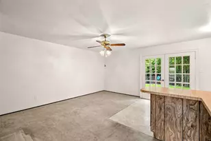 643 Randa Ln, DeSoto, TX 75115 - Photo 6